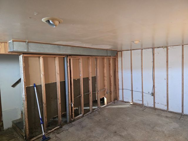 173 Williamsburg Road, Country Club Hills, IL 60478