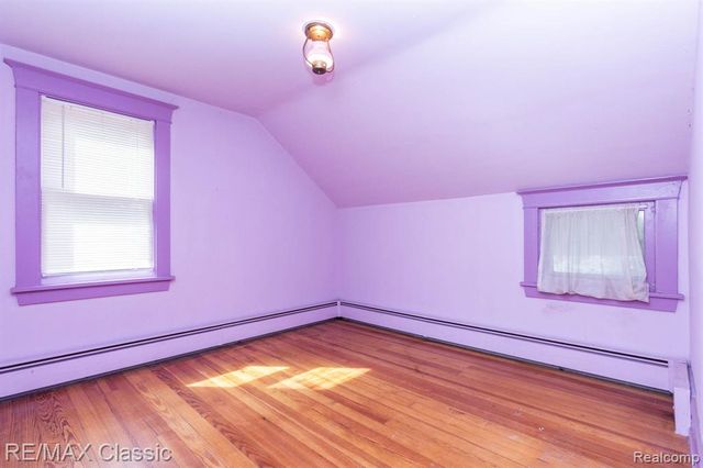 323 East Street, Milford, MI 48381