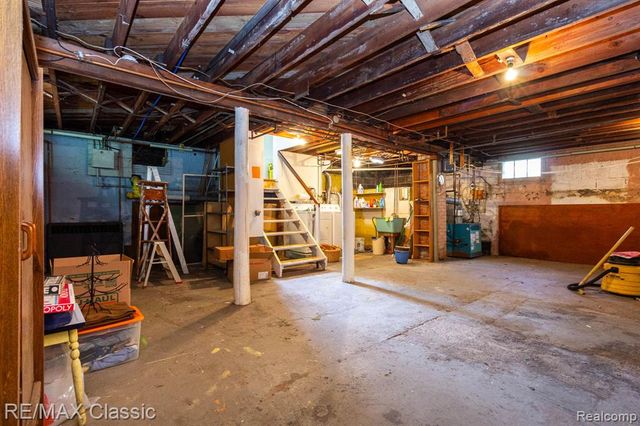 323 East Street, Milford, MI 48381
