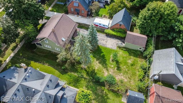 323 East Street, Milford, MI 48381
