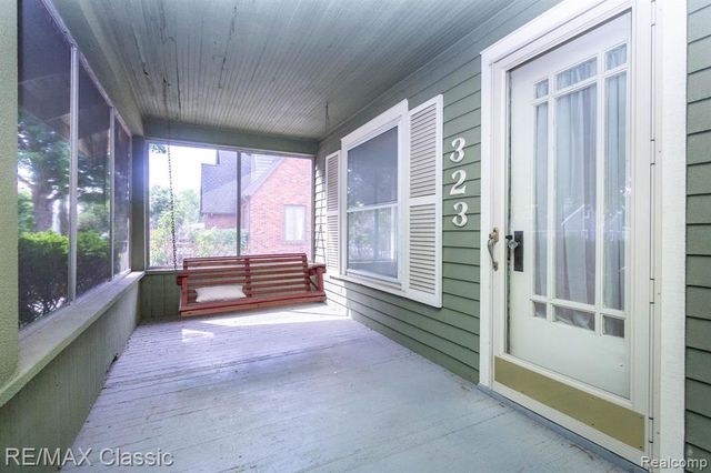 323 East Street, Milford, MI 48381