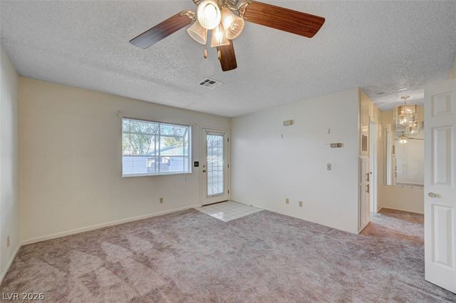 2124 Chertsey Drive B, Las Vegas, NV 89108