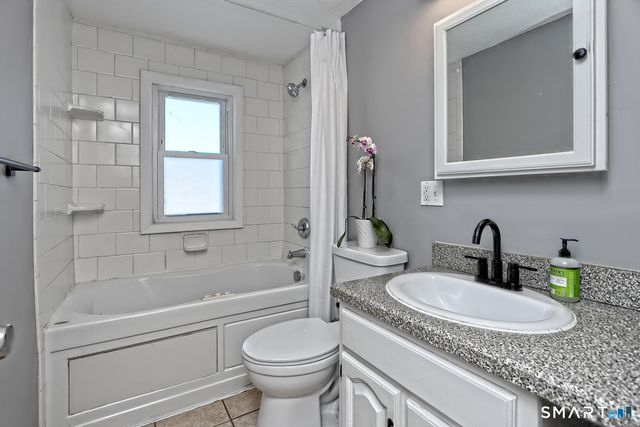 10 Hemingway Road, North Haven, CT 06473