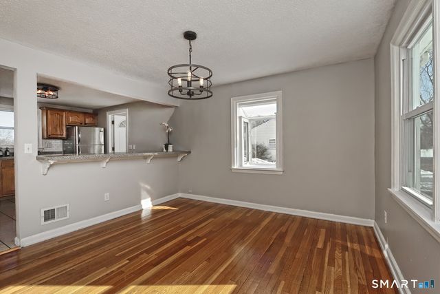 10 Hemingway Road, North Haven, CT 06473