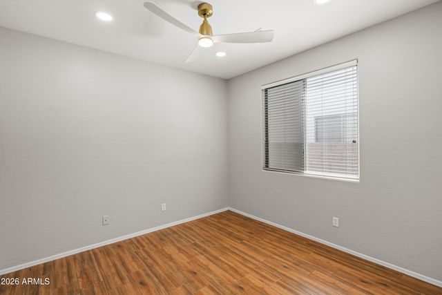 2517 N RAVEN Circle, Mesa, AZ 85207