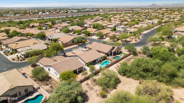 2517 N RAVEN Circle, Mesa, AZ 85207