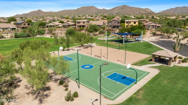 2517 N RAVEN Circle, Mesa, AZ 85207