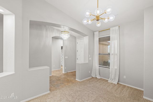 2517 N RAVEN Circle, Mesa, AZ 85207