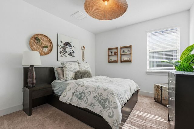 6003 Duncanville RD, Austin, TX 78745