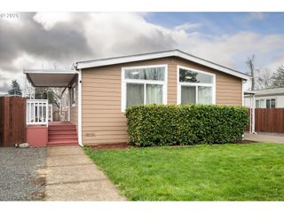 485 SCOTTS GLEN Dr, Springfield, OR 97477