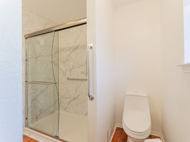 513 Essex Place, Euless, TX 76039