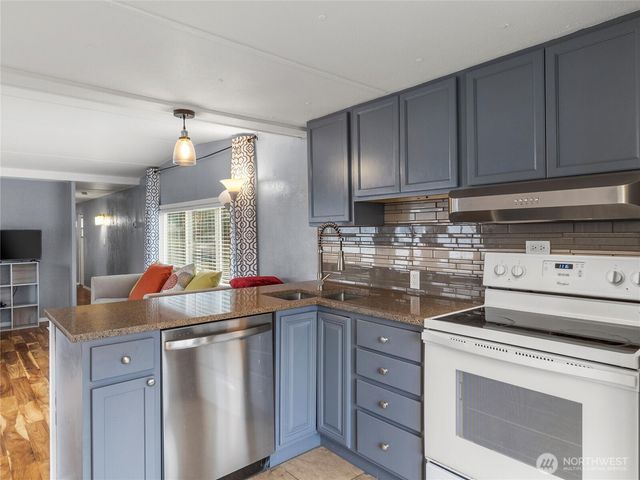4045 49th Avenue SW #7, Olympia, WA 98512