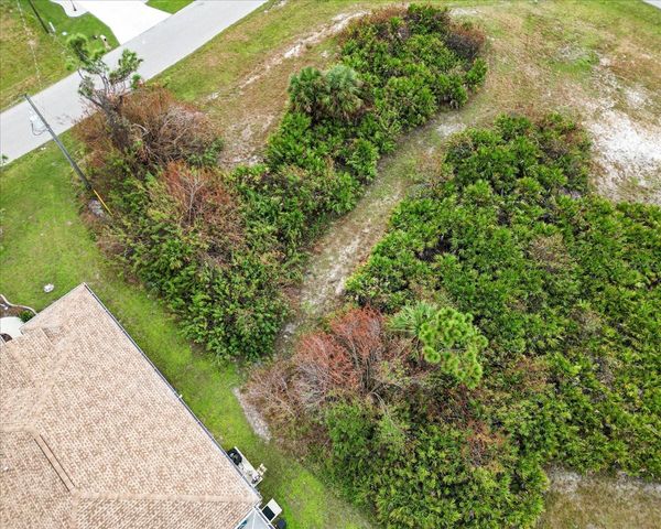 442 ALBATROSS ROAD, Rotonda West, FL 33947