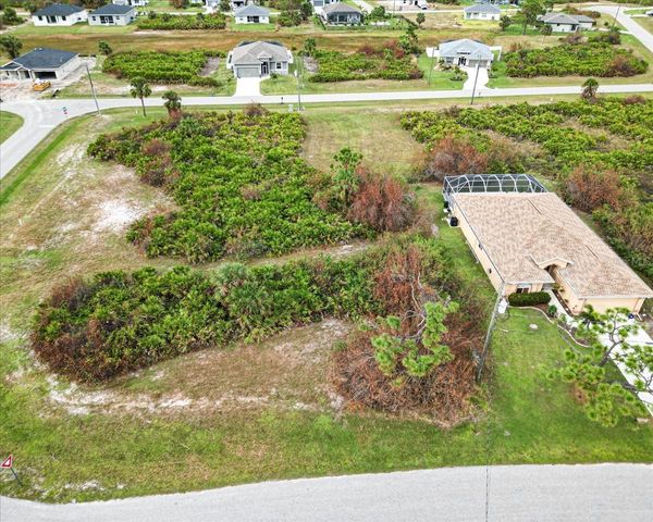 442 ALBATROSS ROAD, Rotonda West, FL 33947