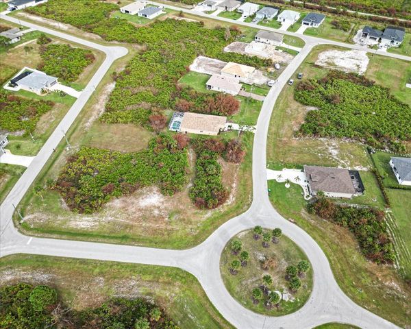 442 ALBATROSS ROAD, Rotonda West, FL 33947