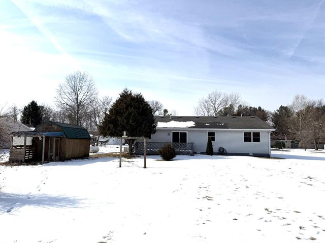 9103 Estates Drive, Demotte, IN 46310