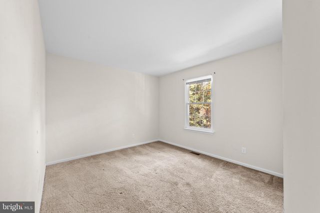 3 PRINCE CHARLES CT, Marlton, NJ 08053