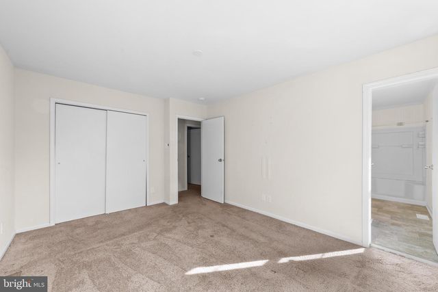 3 PRINCE CHARLES CT, Marlton, NJ 08053