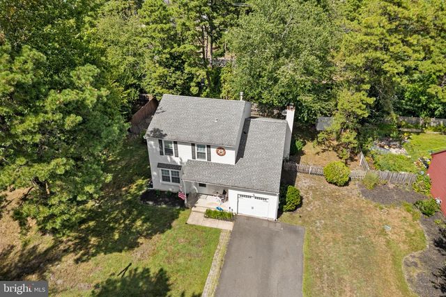 3 PRINCE CHARLES CT, Marlton, NJ 08053