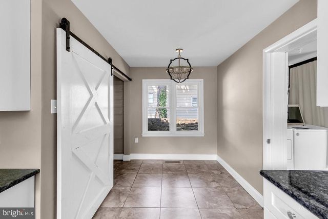 27 LITLE AVE, Delran, NJ 08075