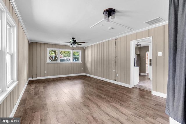27 LITLE AVE, Delran, NJ 08075
