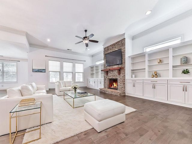 511 Laurel Grove, Canton, GA 30114