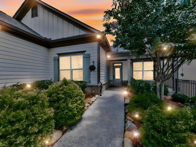 511 Laurel Grove, Canton, GA 30114