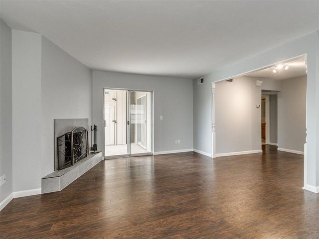 6700 N Meridian Avenue G, Oklahoma City, OK 73116