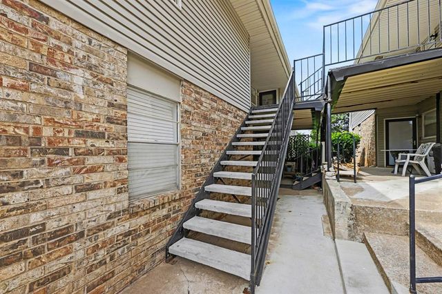 6700 N Meridian Avenue G, Oklahoma City, OK 73116