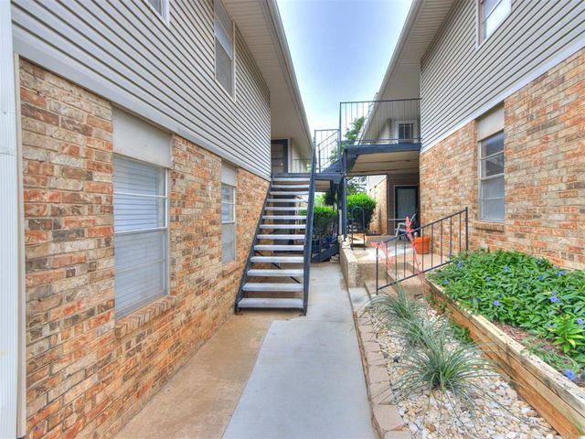 6700 N Meridian Avenue G, Oklahoma City, OK 73116