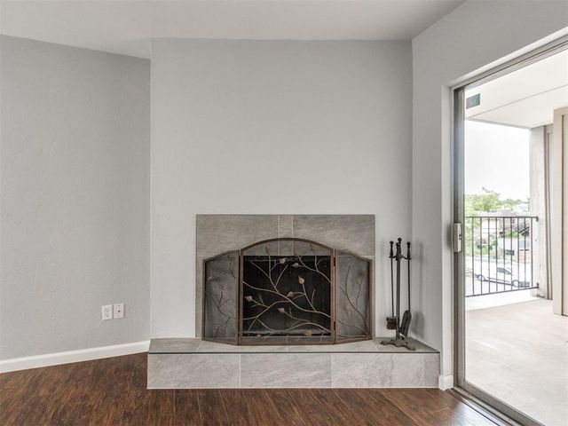 6700 N Meridian Avenue G, Oklahoma City, OK 73116