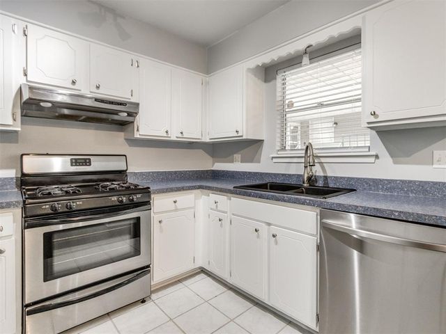 6700 N Meridian Avenue G, Oklahoma City, OK 73116
