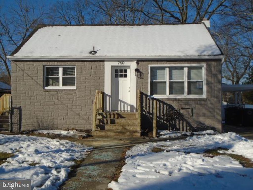 760 ASHBOURNE AVE, Lindenwold, NJ 08021