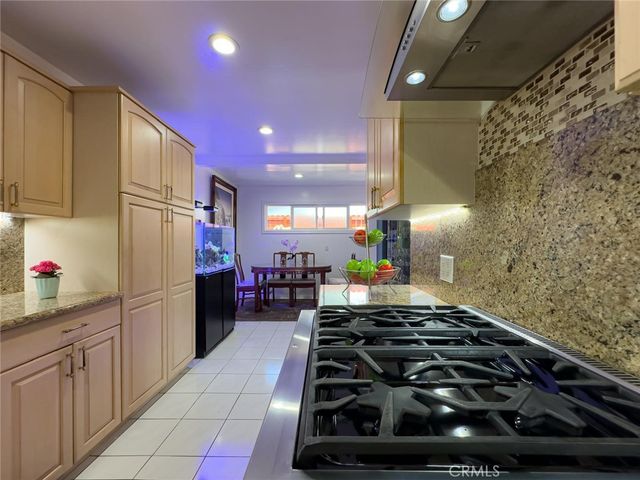 16042 Warren, Huntington Beach, CA 92649