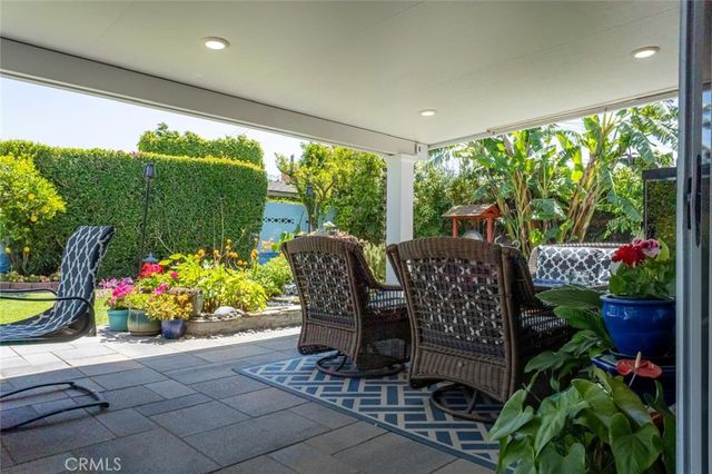 16042 Warren, Huntington Beach, CA 92649
