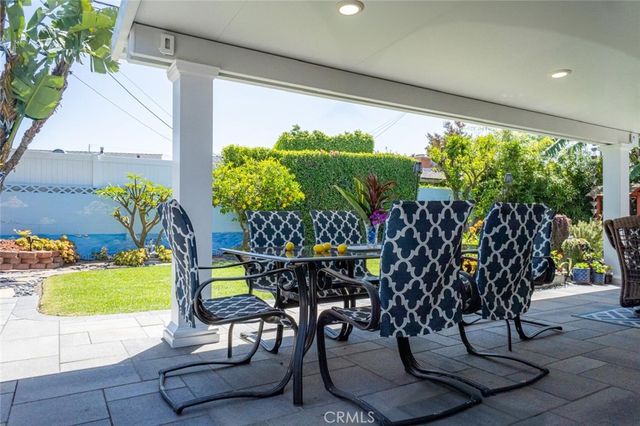 16042 Warren, Huntington Beach, CA 92649