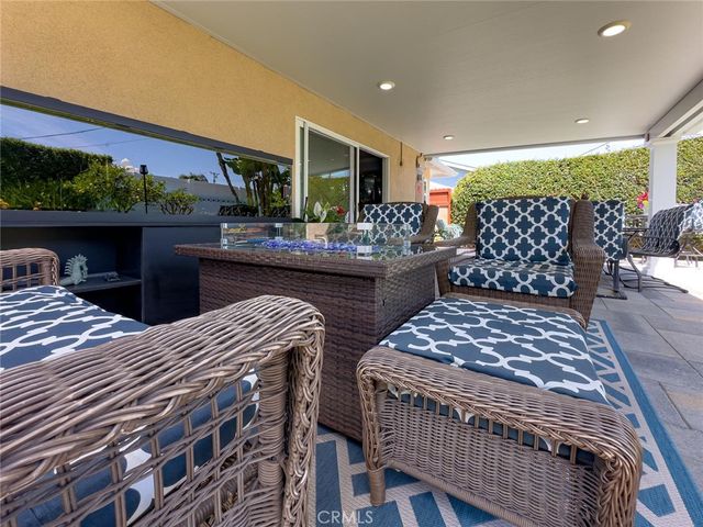16042 Warren, Huntington Beach, CA 92649