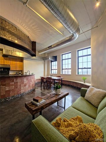 701 N 15th Street 507E, St Louis, MO 63103