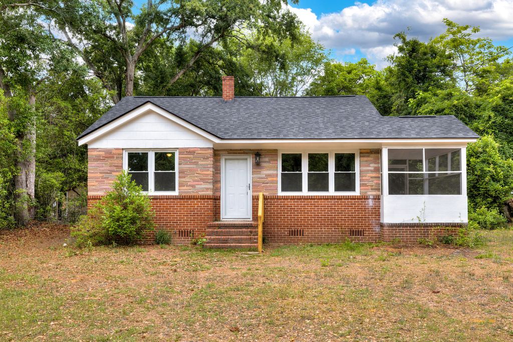 9 Hawthorne Street, Sumter, SC 29150