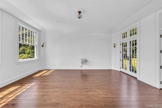 158 E Shore Road, Huntington Bay, NY 11743