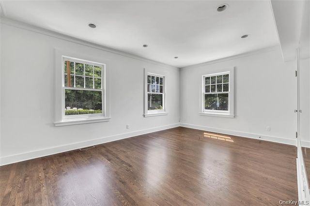 158 E Shore Road, Huntington Bay, NY 11743