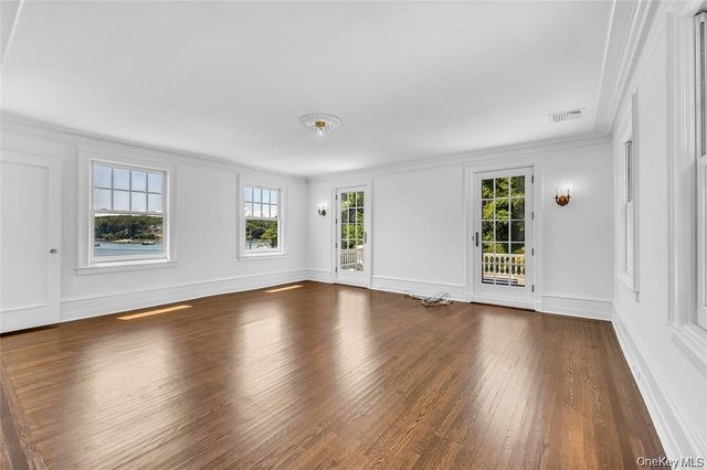 158 E Shore Road, Huntington Bay, NY 11743