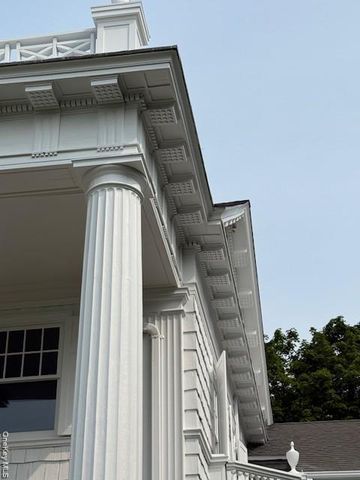 158 E Shore Road, Huntington Bay, NY 11743