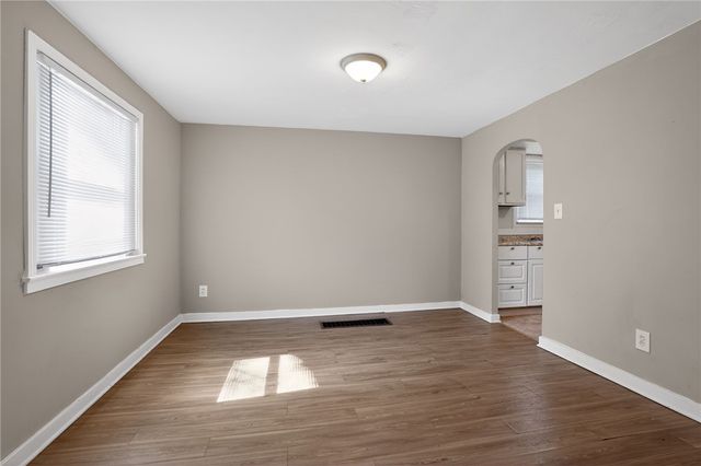 624 Elm Dr, Penn Hills, PA 15147