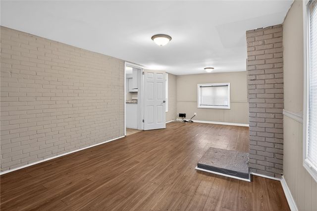 624 Elm Dr, Penn Hills, PA 15147