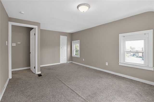 624 Elm Dr, Penn Hills, PA 15147