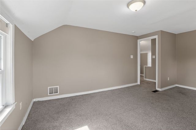 624 Elm Dr, Penn Hills, PA 15147