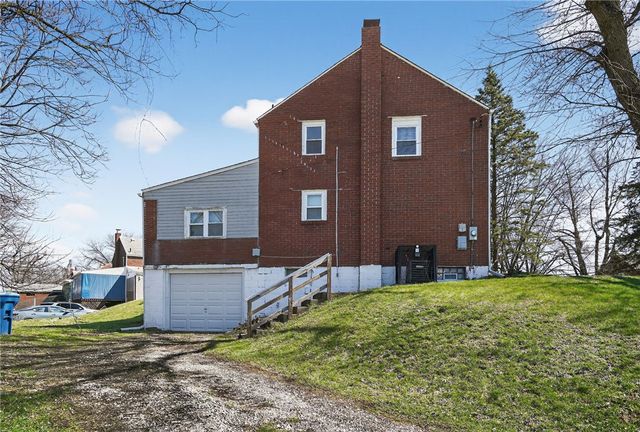 624 Elm Dr, Penn Hills, PA 15147