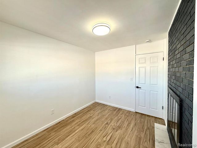 33659 Blackfoot Street, Westland, MI 48185