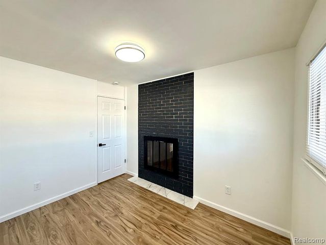 33659 Blackfoot Street, Westland, MI 48185